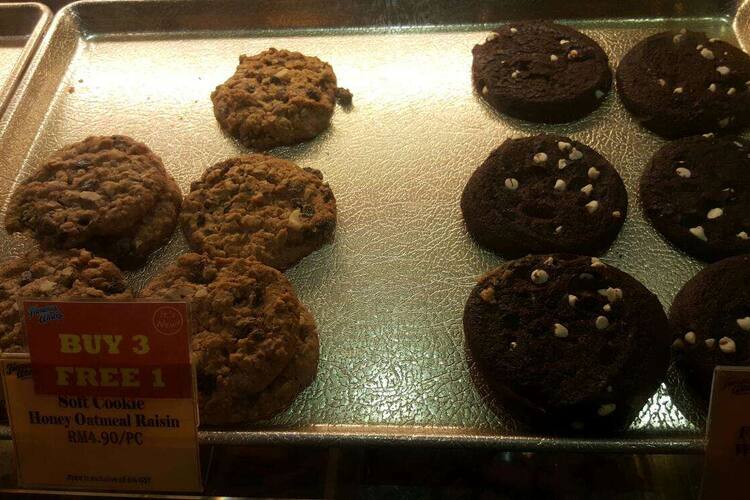 Famous Amos Mid Valley City Kuala Lumpur